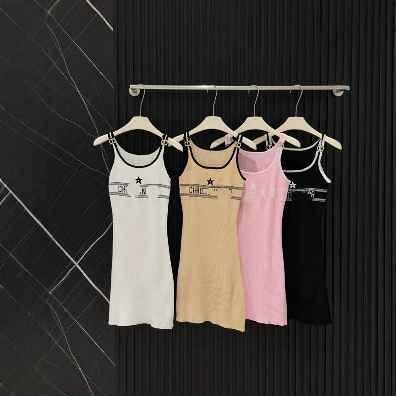 D Brand American-Style Casual Star Letter Buckle Tank Dress for Women, Summer Slim-Fit Versatile Sleeveless Knit Dress D Brand American-Style Casual Star Letter Buckle Tank Dress for Women, Summer Slim-Fit Versatile Sleeveless Knit Dress