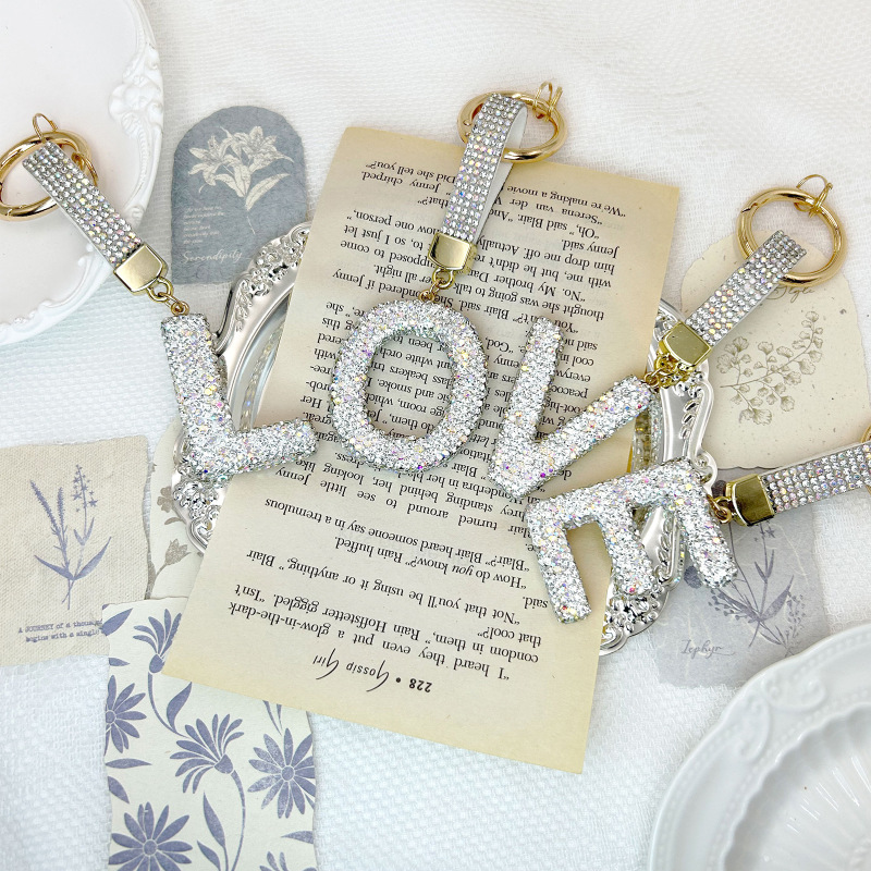 Cross-Border Clay Rhinestone-Embellished Exquisite English Letter Keychain Pendant for Women's Bags, Phone Charms, and Car Pendants