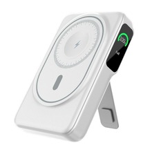 3C认证10000mAh磁吸TFT屏充电宝 自带双线五合一超快充电宝