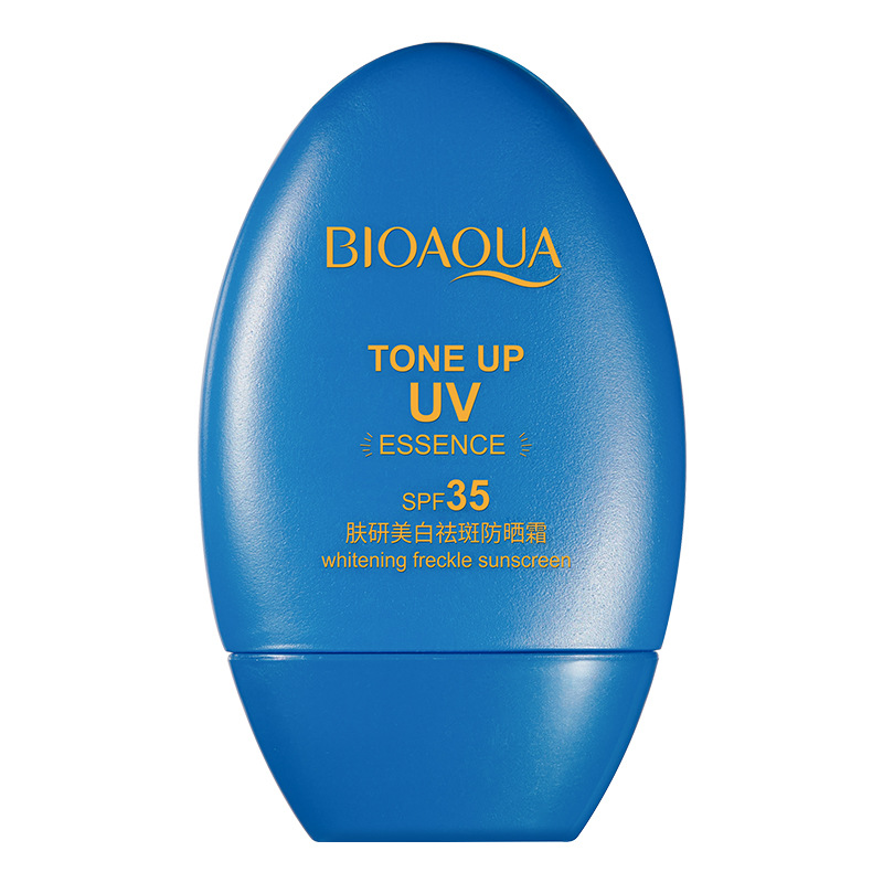 Refreshing Summer Brightening Foundation Sun Cream SPF50 5