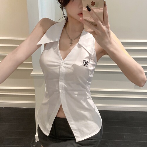 Niche shirt with a edgy, waist-defined, high-end short vest—sleek, sexy, sweet, and uniquely designed—sleeveless top for women this summer.