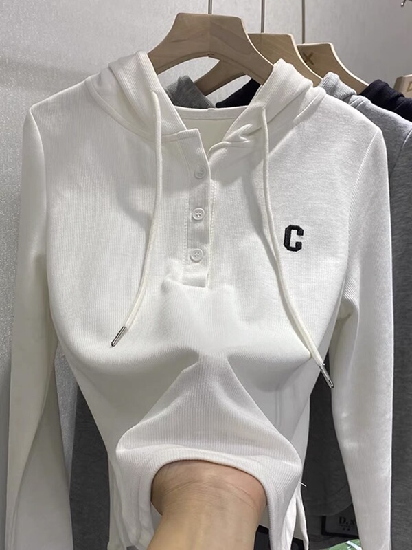 白色长袖T恤字母连帽大码卫衣女春秋薄新款洋气休闲打底衫上衣潮|undefined