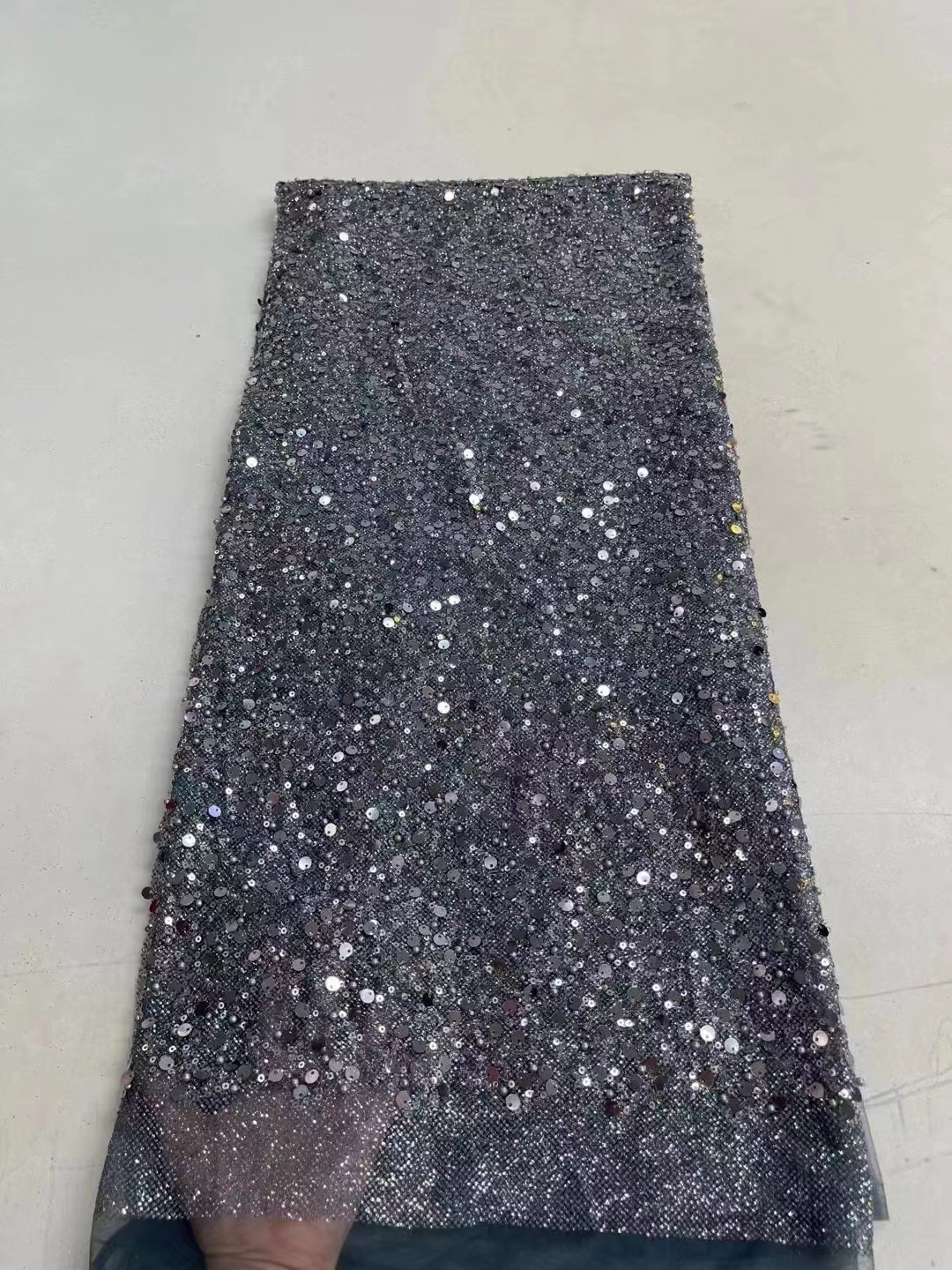 En stock 3mm cuentas de oro lentejuelas tela vestido de boda bolsa de ropa para niños cheongsam moda DIY tela JX2638