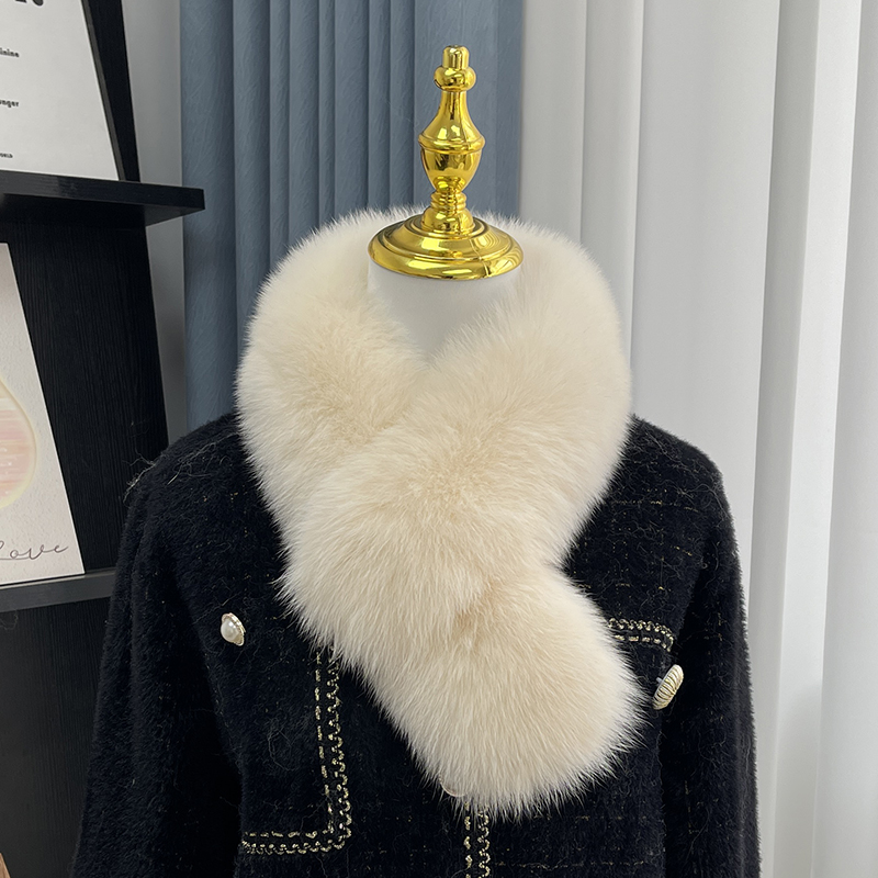 Apricot color (clip lining style)