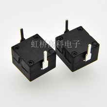 8008-112D手電筒按鈕開關808中間對腳8×8一開一關8.3*8.3中腳2腳