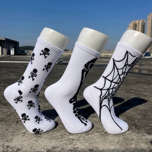 Trendy Ins Men's and Women's Mid-Calf Socks Japanese Style Preppy Style European and American Street Skateboard Black and White Personalized Sports Socks Long Cotton Socks