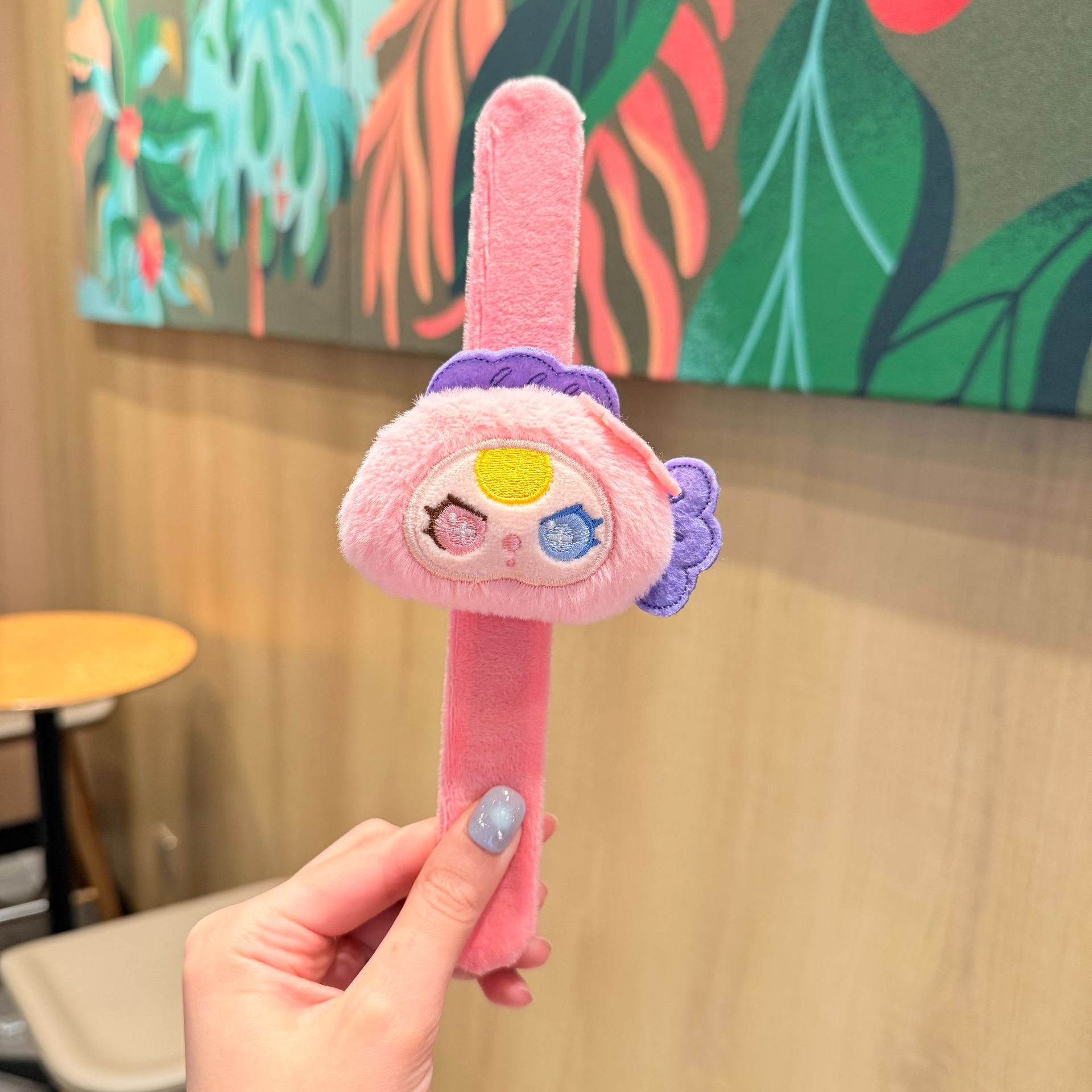 Anillo de felpa de dibujos animados, oso de mantequilla, correa de reloj de boda, pulsera para niños Kapibala, regalo de muñeca creativa