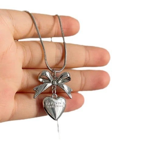 Earrings with bow, internet celebrity