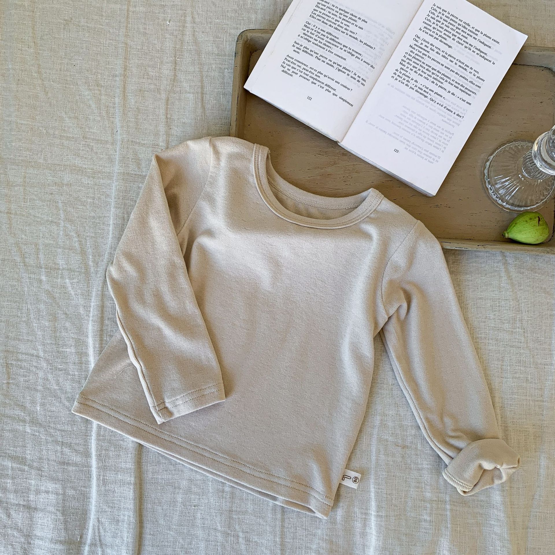 Sugar Pear ropa infantil camiseta de mangas largas para niñas otoño 2025 nuevo estilo de ropa de base para niños abrigos de otoño ropa de bebé image 2