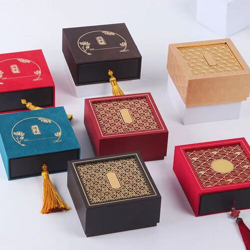 Heritage bracelet box, ancient gold tassel jewelry box, jewelry bracelet, toy bracelet, gift box, jewelry packaging box wholesale