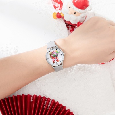 Di song new pattern Christmas watch circular Dial Santa Claus decorative pattern fashion personality Belt quartz watch