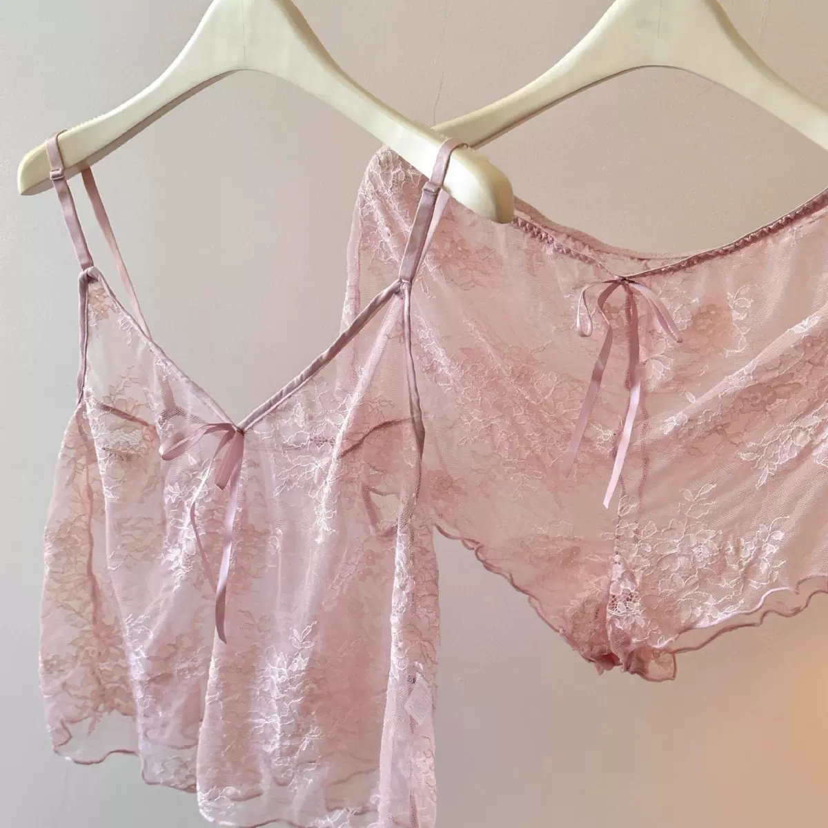 夏季女吊带透气舒适性感蕾丝透视睡衣家居服套装新款两件装批发