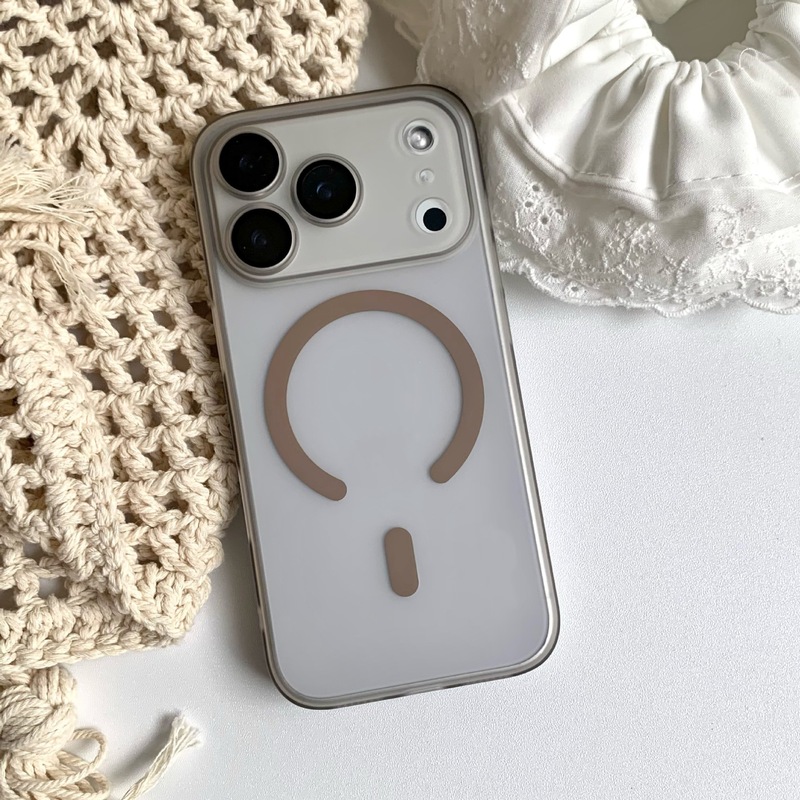 适用苹果17Promax超薄磨砂磁吸手机壳iPhone16带镜头膜肤感防摔壳|undefined