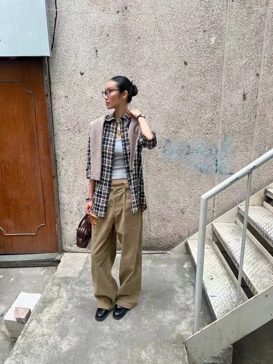 Epi Old Money Style Corduroy Casual Pants Loose Fit Unisex_voghion.com