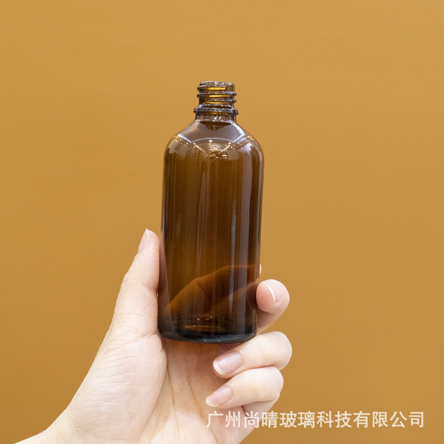 5-100ml en stock suministro botella de vidrio de aerosol marrón cabeza de la bomba de loción botella cosmética botella de aceite esencial botella vacía de perfume
