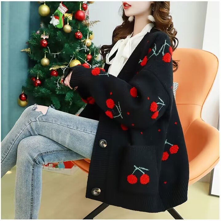 Suéter de viento perezoso chaqueta de mujeres otoño y invierno 2025 nueva moda suelta jacquard de cereza cardigan de punto largo medio image 4