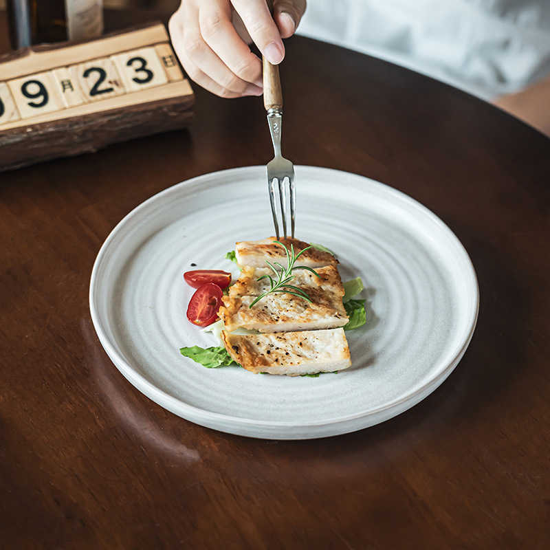 Rujiu serie plato de cerámica poco profundo plato retro vajilla para el hogar plato de patrón de anillo plato plato de carne occidental plato de ensalada plato de verduras