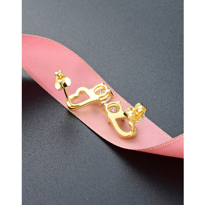 Diamante circón pendientes encantadores para las mujeres 925 plata esterlina nicho diseño temperamento transfronterizo pendientes melocotón corazón pendientes de plata