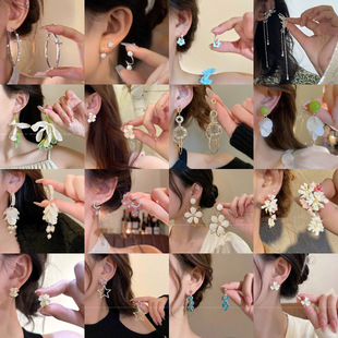 �����������K�����߼����B��������p��С���OӋ�ж��hŮ��Ȧ���