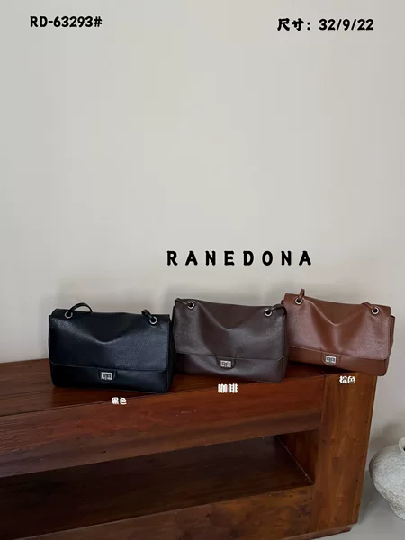 Used large-capacity tote bag for women, 2026 new style, high-end, versatile, suitable for commuting, shoulder bag, handbag, baguette bag, underarm bag
