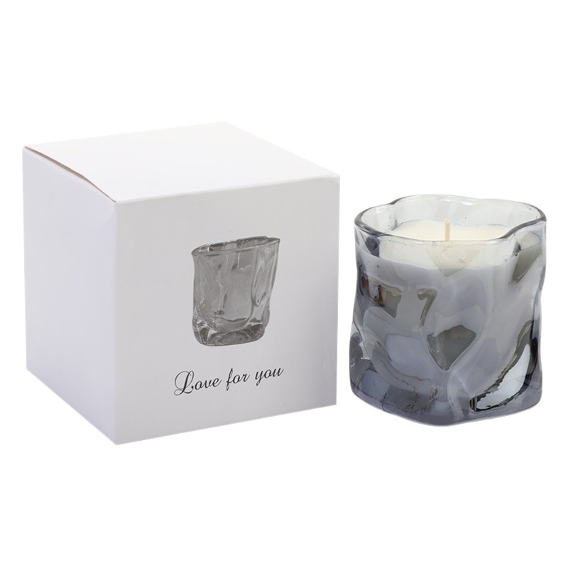 En línea rojo color creativo Twist taza aromaterapia vela al por mayor hogar dormitorio fragancia vela con regalo de mano decoración transfronteriza