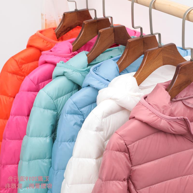 Lightweight short hooded down jacket 2024 new women's plus size white duck down winter warm light fashion coat