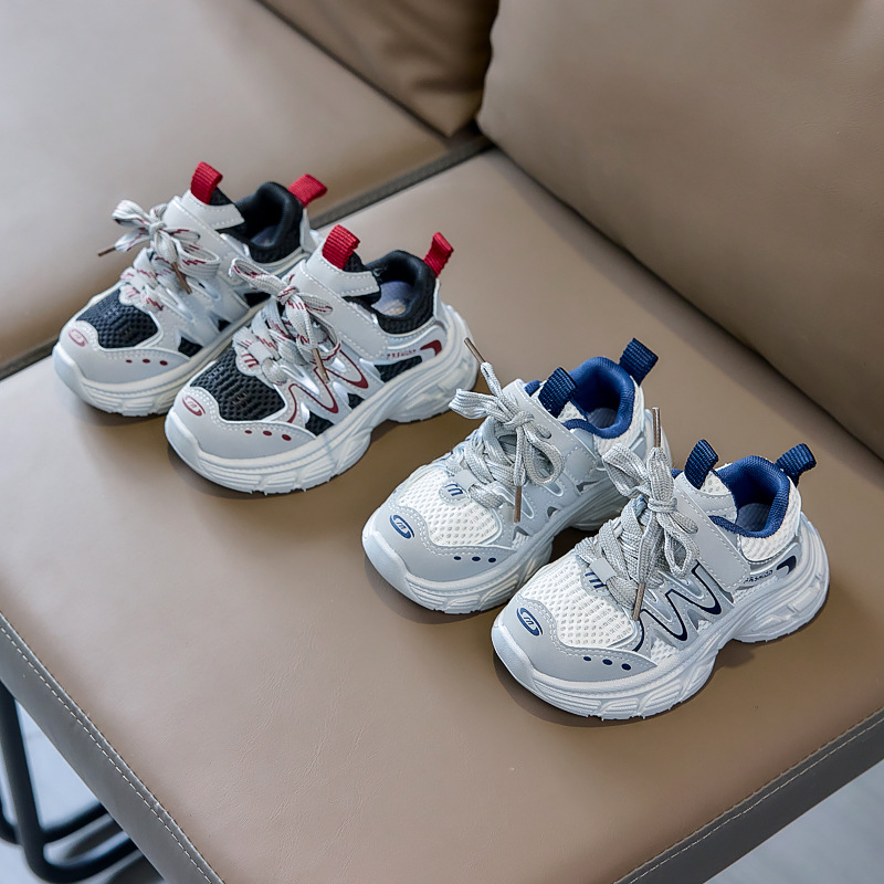 Zapatos deportivos infantiles, zapatos de papá, primavera y otoño de 2026, zapatos deportivos casuales transpirables y cómodos con suela suave en stock