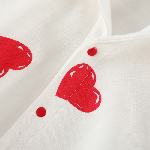 Baby's first coat New Year's dress with hood for autumn and winter, cute style with hood, thick and warm windproof cape for outdoor wear