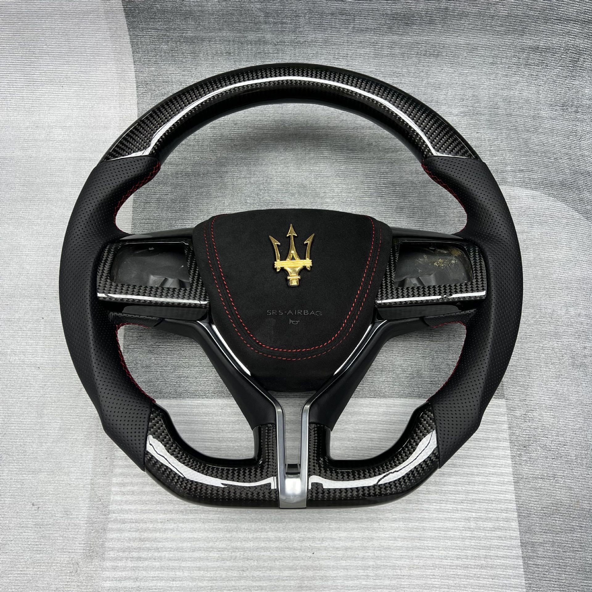 Car Steering Wheel Customization Suitable for Maserati Ghibli Carbon Fiber Flat-Bottom Steering Wheel Modification