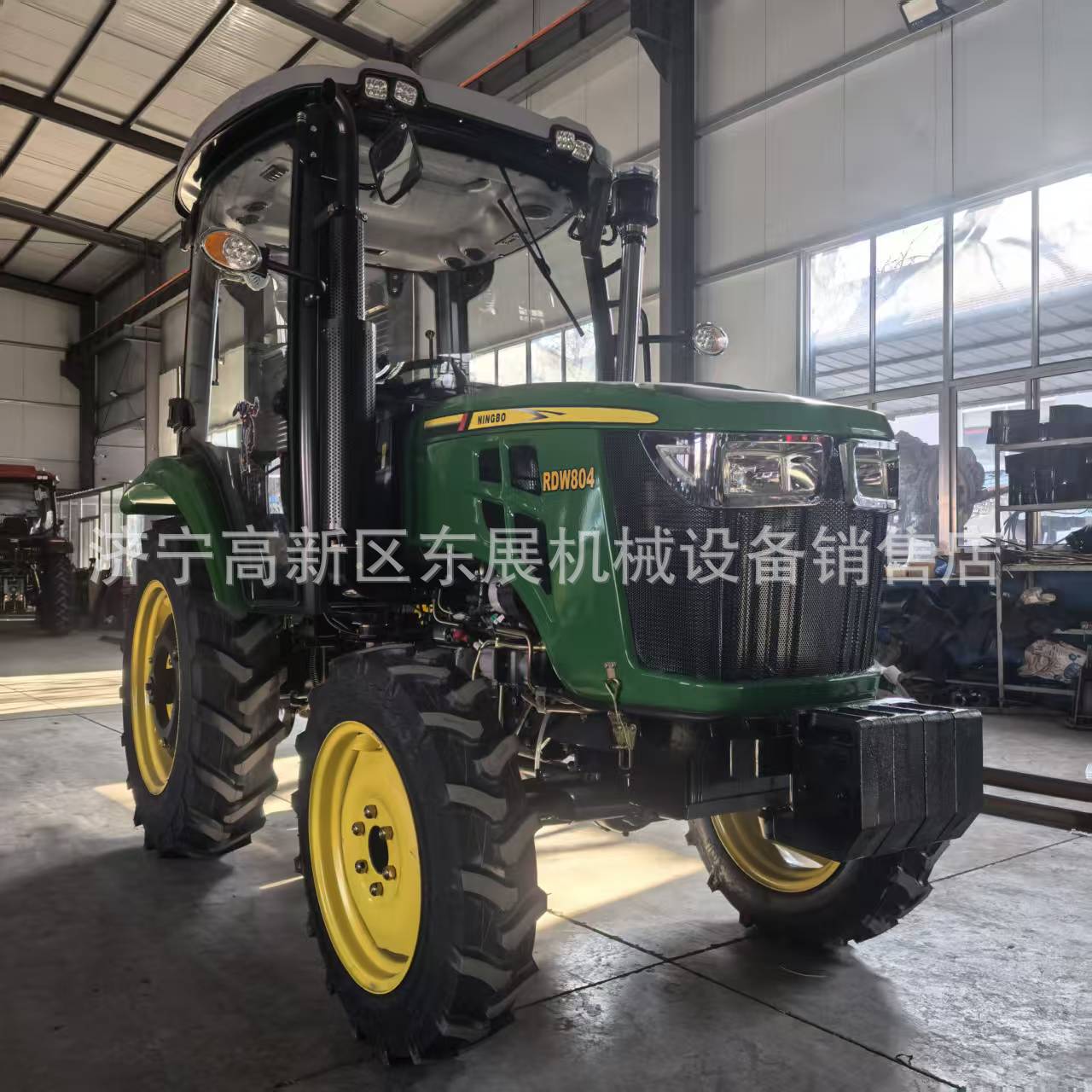 中四轮农用拖拉机 农业耕整地四驱拖拉机 出口供应804拖拉机