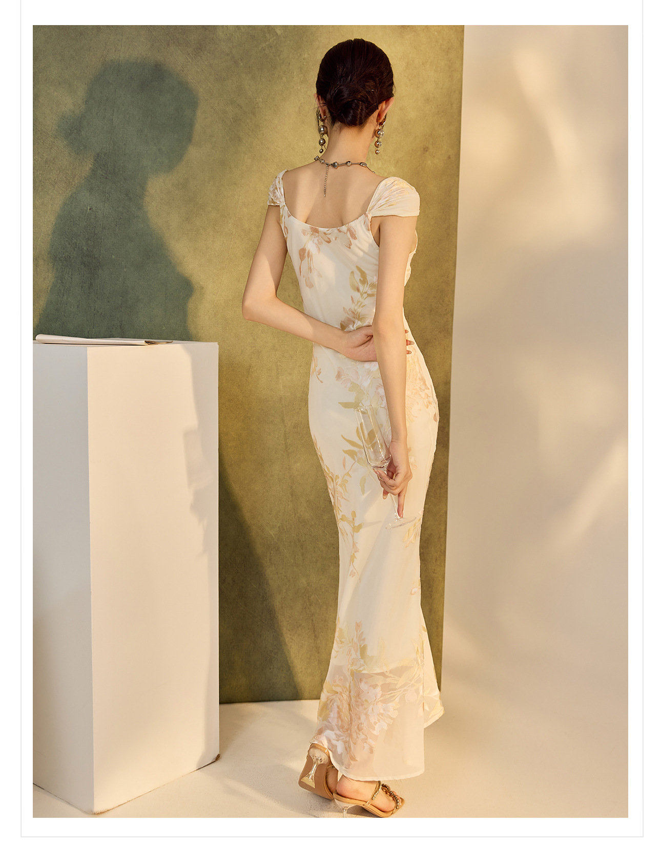 Váy bodycon ôm sát họa tiết phong cách Trung Hoa mùa hè, chất rayon mềm mại — Màu trắng be chi tiết 31