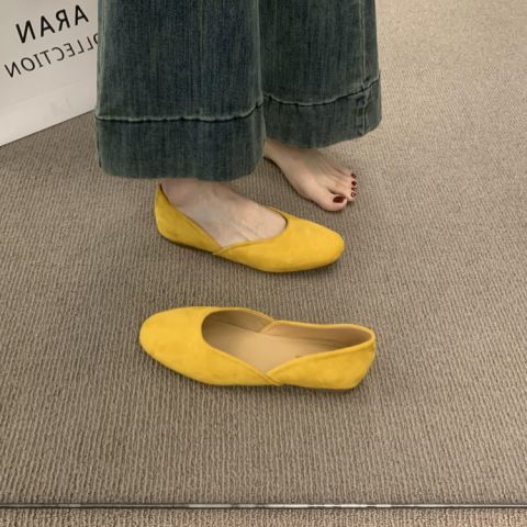 노란색