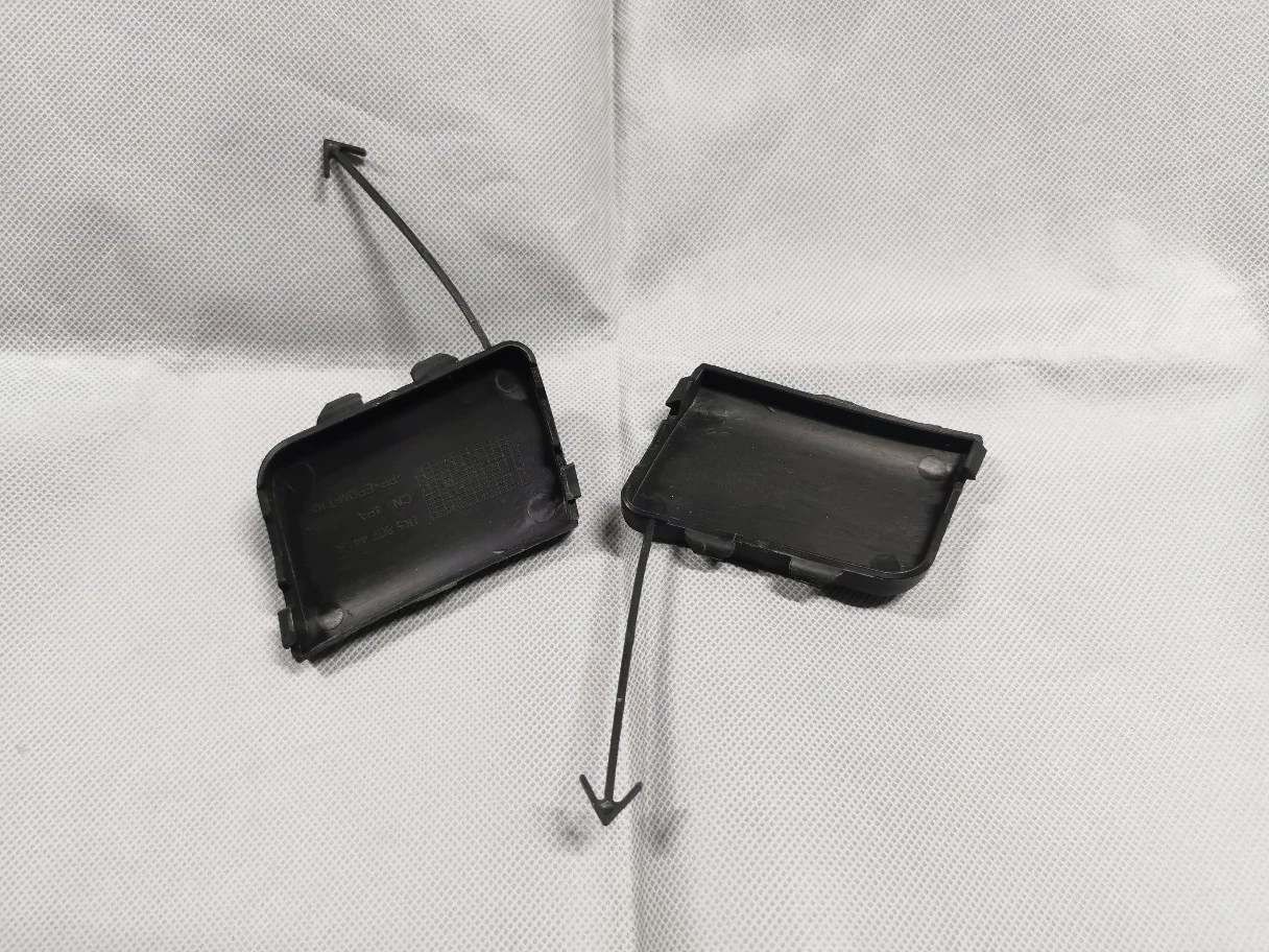 1K5807441A 1K5 807 441 A Старый Sagitar Jetta заднего прицепа тяговое кольцо крышка