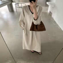 2025早秋V领亚麻宽松连衣裙女长袖日韩休闲长裙