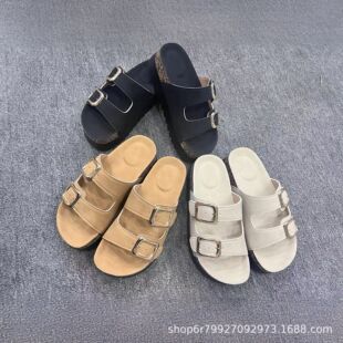 �羳�������һ����ɳ��������ЬС����Ů��һ�_�ŏ͹��p�ێ�