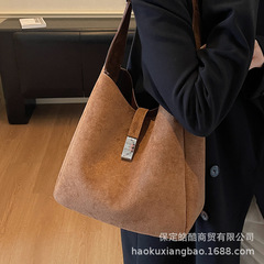 大容量通勤托特包包女式2025新款秋冬高级感复古麂皮绒外出单肩包