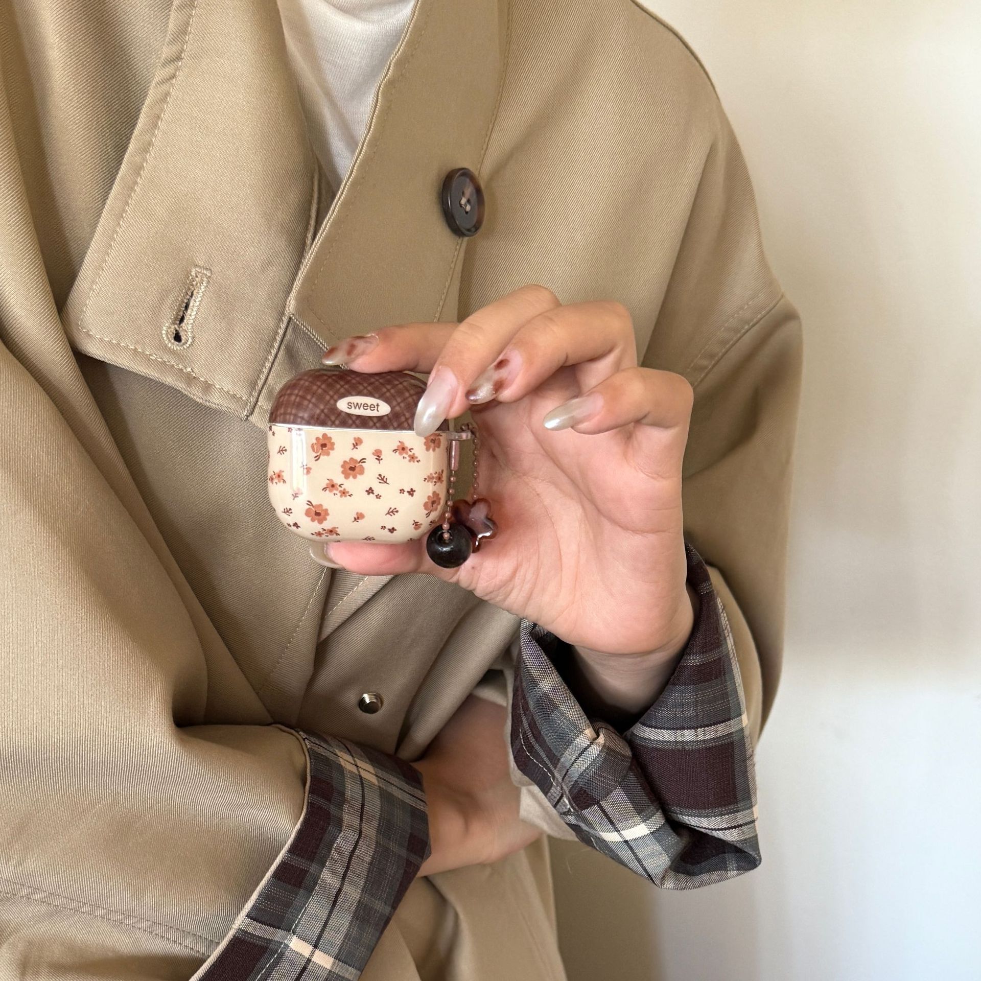 Flores marrones retrógradas para airpods3 / 4 auriculares nuevos Airpods Pro / 2 colgantes 12