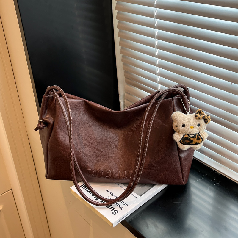 复古单肩包2025包女新款单肩简约时尚通勤风休闲大容量托特斜挎包