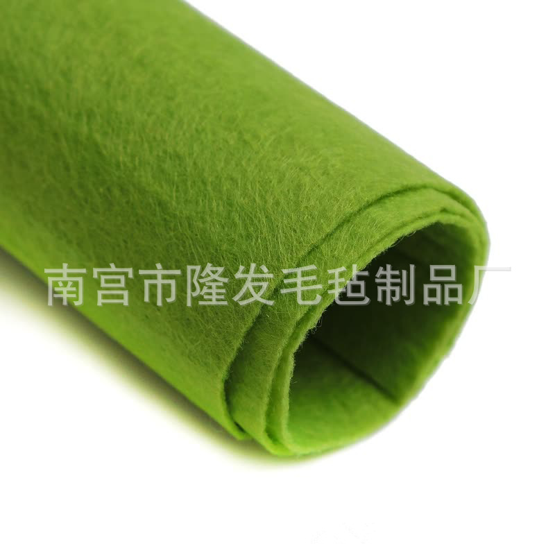供应装饰用墙布 家庭装潢用针刺毡 软木墙板 羊毛毡壁布