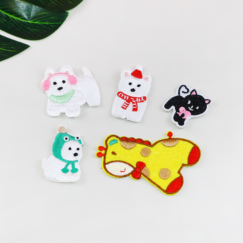 Animal dibujos animados bordado bordado pegatinas de tela pegatinas de espalda pegatinas de bordado de computadora pegatinas de ropa bolsas pegatinas de agujeros pegatinas de parche sello de tela decoración