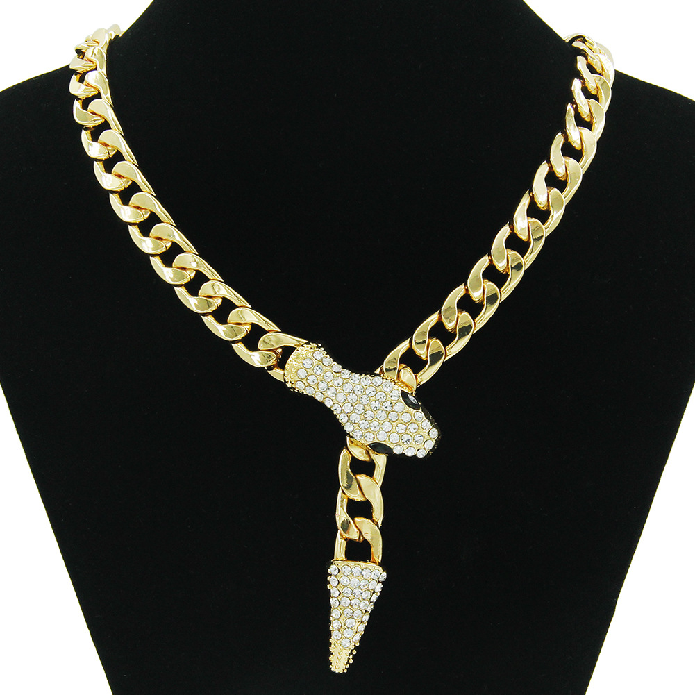 European And American Cuban Chain Short Full Rhinestone Snake Head Magnetic Buckle Necklace Clavicle Chain display picture 1