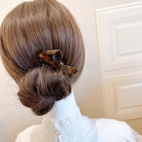 Korean version hair comb with acetic acid hair accessories, versatile bangs, simple and stylish anti-slip center part butterfly clip side clip hair clips