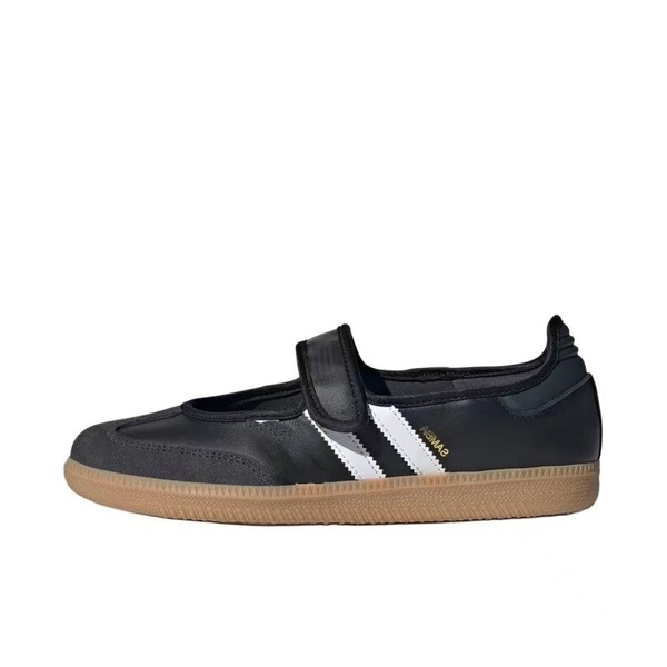 fashionable Mary Jane shoes
