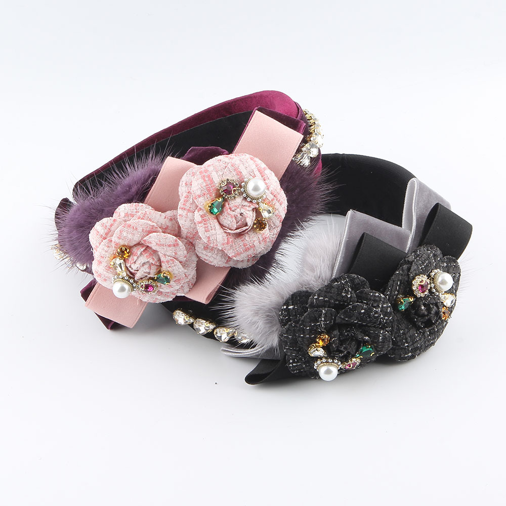 Women's Elegant Fashion Flower Cloth Inlay Artificial Pearls Rhinestones Hair Band display picture 2