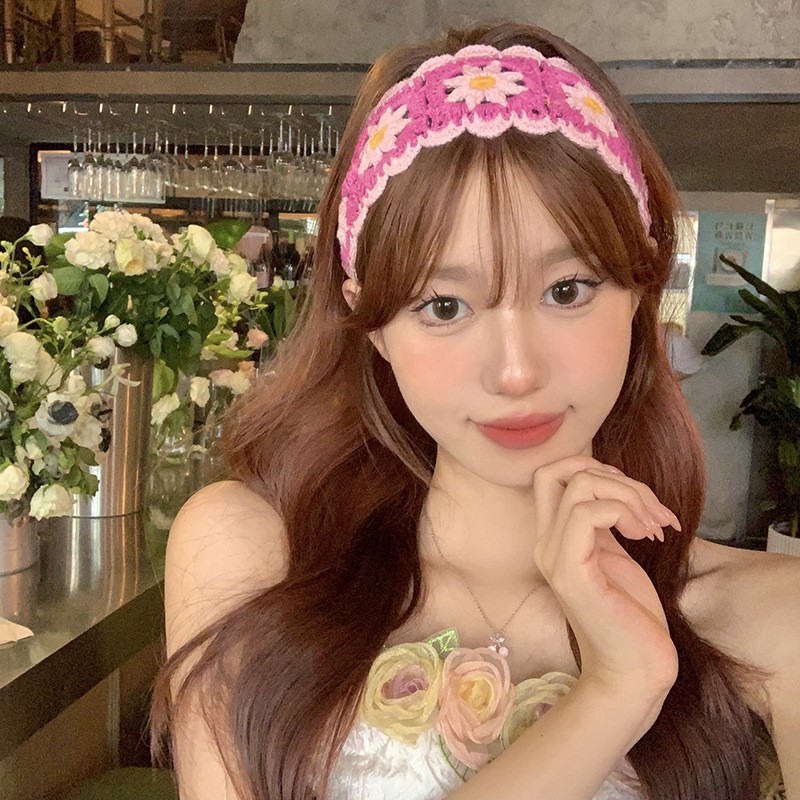 Retro Floral Ethnic-Style Headscarf Knitted Hairband for Women – Handmade, Adorable, Mori-Girl Inspired, Pastoral Design, Perfect for Instagram-Worthy Photos and Travel Adventures