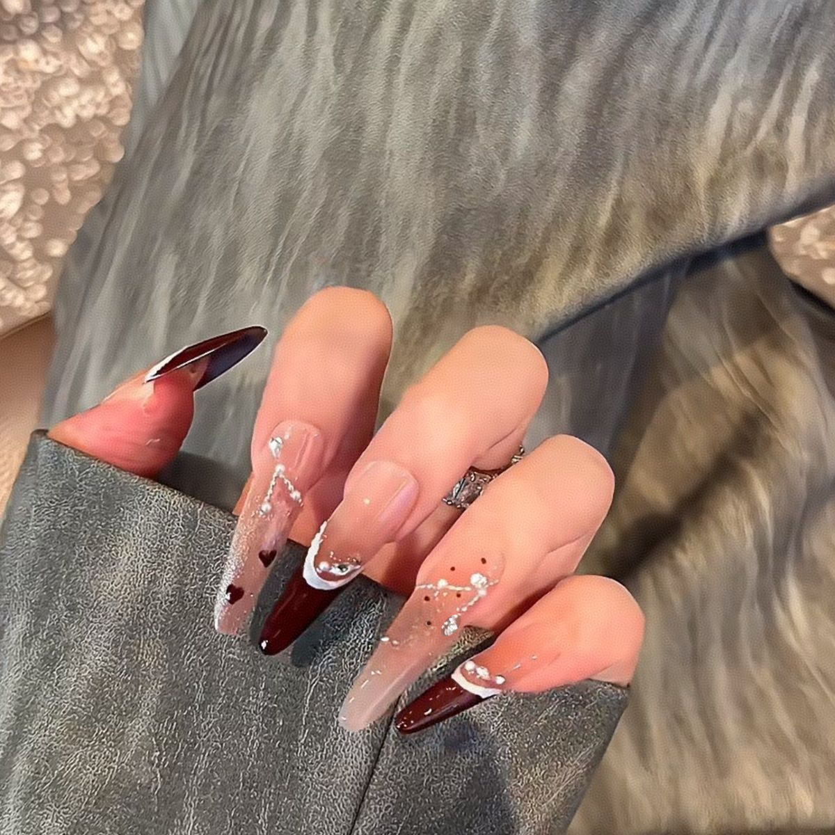 Manual de uso de uñas de otoño y invierno de alto nivel de estilo francés ojo de gato explosión flash taladro amor de Navidad Año Nuevo manicure rojo