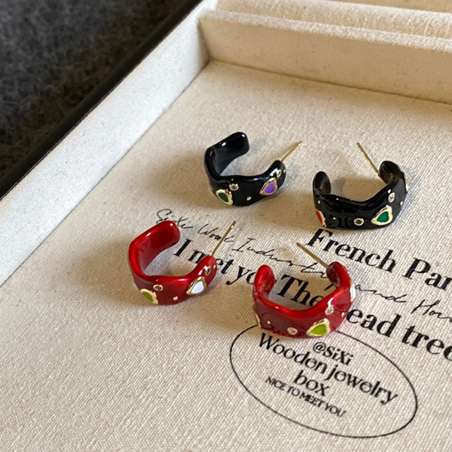 Retro esmalte rojo goteo C zircon orejetas para mujeres 2026 nuevo tipo explosivo de alta calidad aretes de aretes de aretes únicos image 2