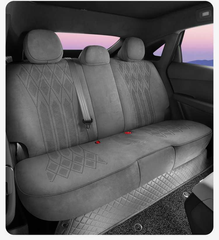 Suitable for Xpeng L03 seat cushion, universal for all seasons, 2026 model MONAL03 MAX car ventilated breathable seat cover