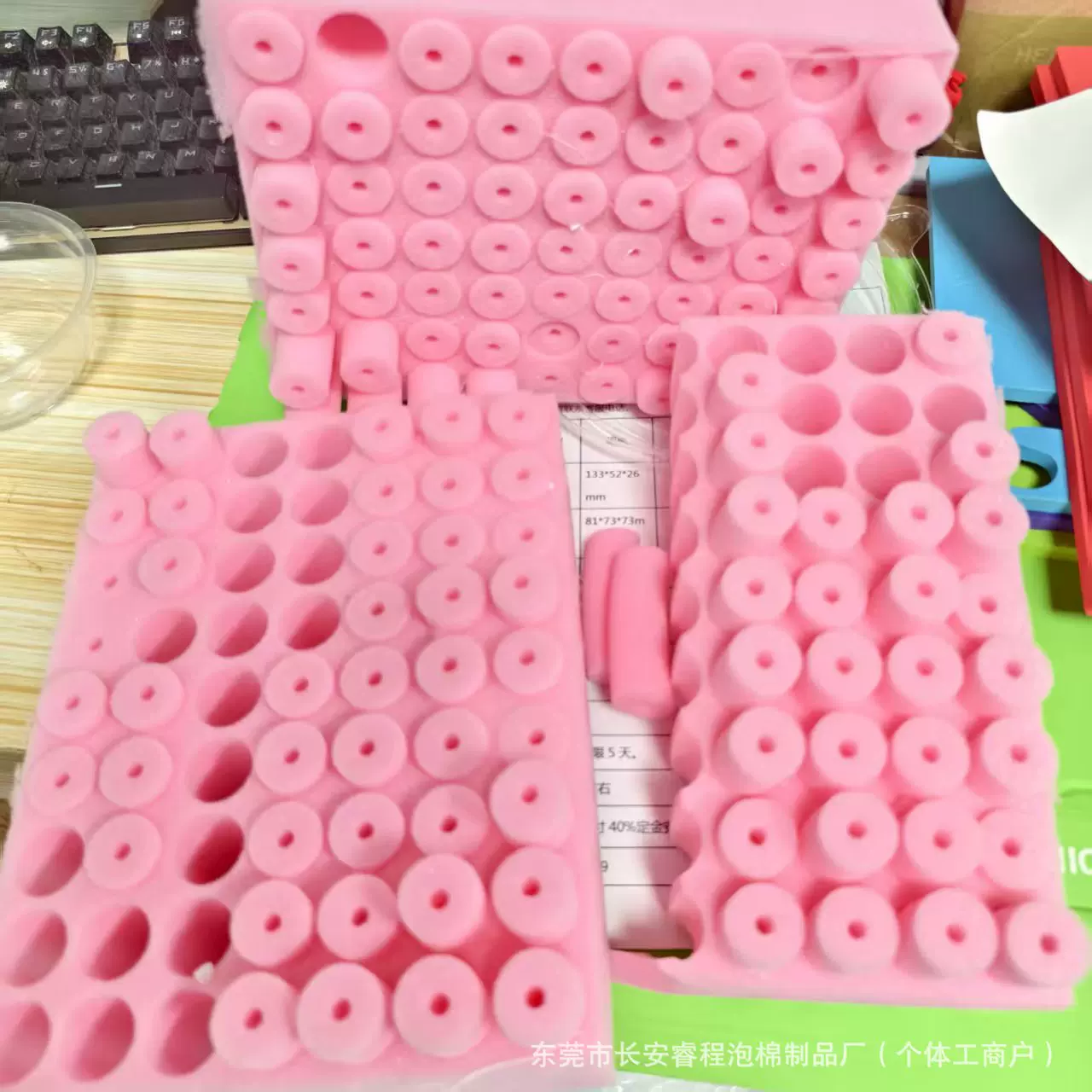 彩色海绵柱高密度海绵射弹填充棉圆柱海绵地暖管道清洗空心海绵管