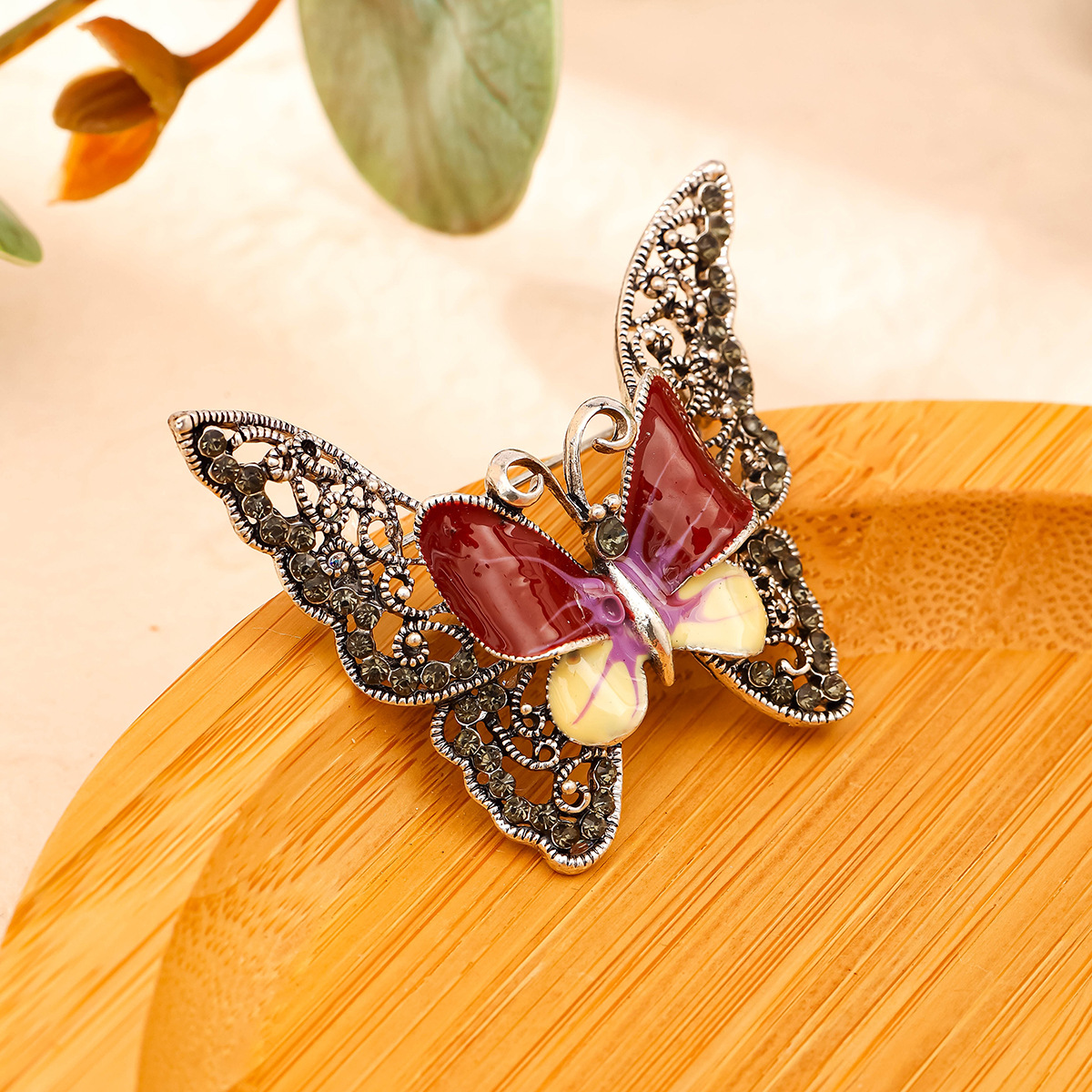 New Creative Enamel Butterfly Brooch Women's High Sense Niche Middle Ancient Light Luxury Drop Glaze Insect Corsage Accessories Pin